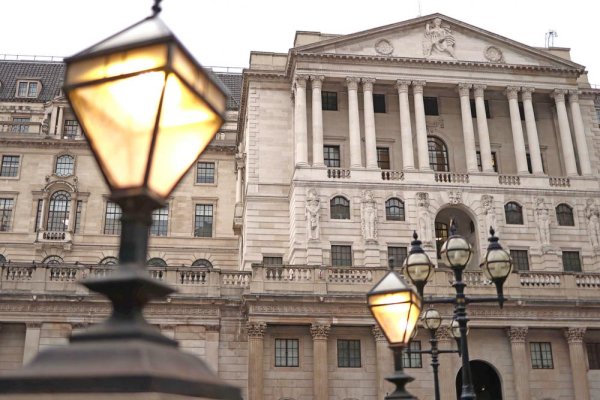 要配资 关税冲击下英国央行再次降息 英美贸易协议效果有限？