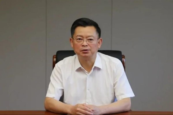 51配资 警示教育会后一周，退休4年的“军工虎”主动投案